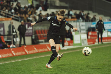 [Bild: SGS-Essen_24-25_Meissner_01_HP-fd9ed36d.jpg]