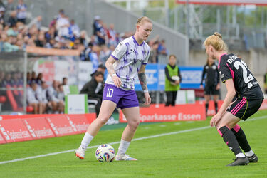 [Bild: SGS-Essen_25-26_Kowalski_MGE3998_HP-1cb7f1be.jpg]