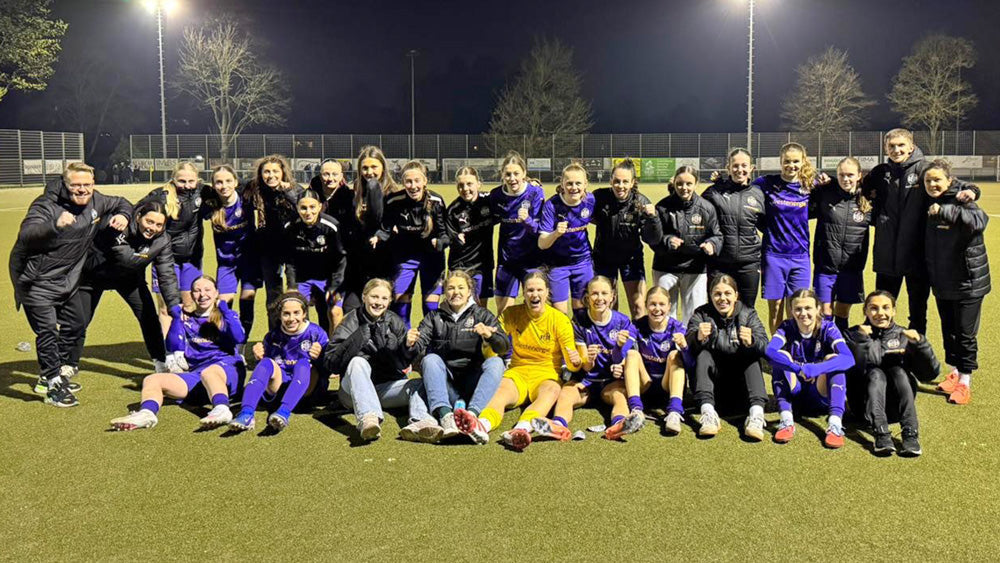U19 gewinnt haushoch gegen Schalke