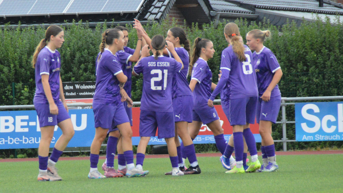 Abklatschen bei dem U19-Förderturmteam der SGS Essen. - © 2026 Dunja Christeit