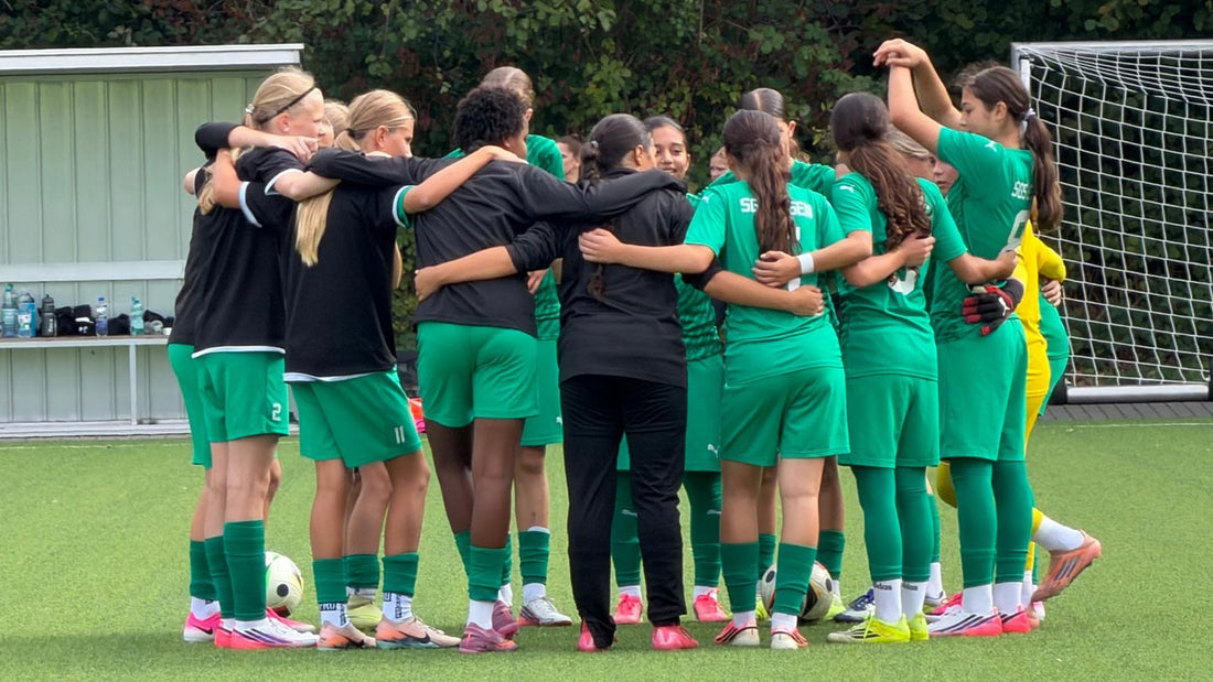Gelungener Saisonauftakt: U15 der SGS Essen feiert 4:0-Erfolg beim FC Stoppenberg II